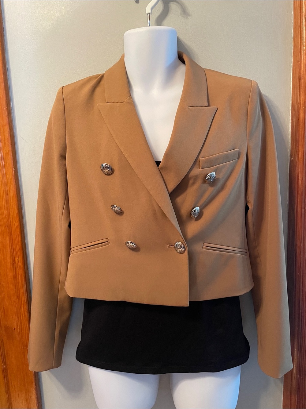 WHITE HOUSE BLACK MARKET Cropped Double-Breasted Business Casual Blazer Jacket